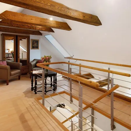 Апартаменты Gut Rattelvitz - Galerie Ost