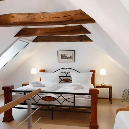 Gut Rattelvitz - Galerie Ost