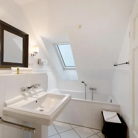 Gut Rattelvitz - Galerie Ost Lägenhet