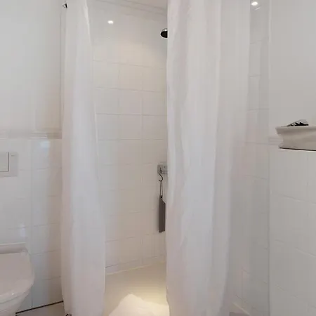 Gut Rattelvitz - Galerie Ost *