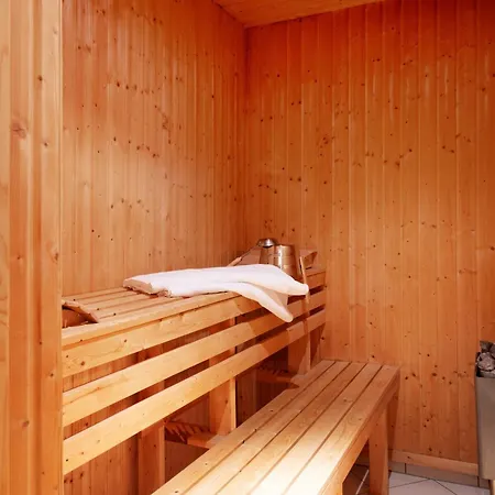 Gut Rattelvitz - Galerie Ost Lägenhet *