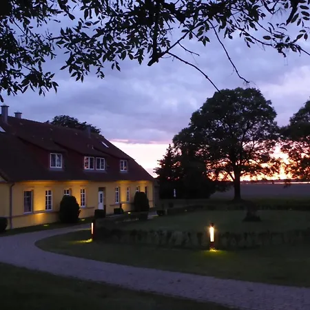 Lägenhet Gut Rattelvitz - Galerie Ost Gingst